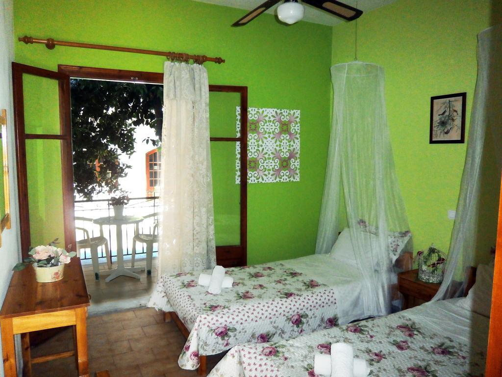Paraskevi Apartments Ypsos Zimmer foto
